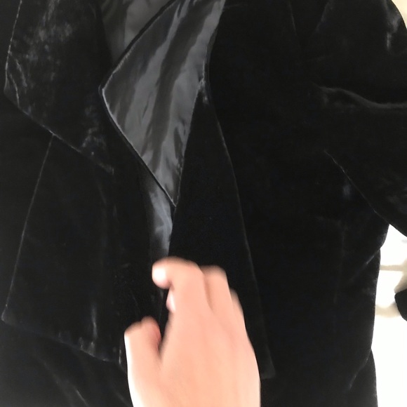 Velvet Jacket - Bolero Style - Picture 8 of 9